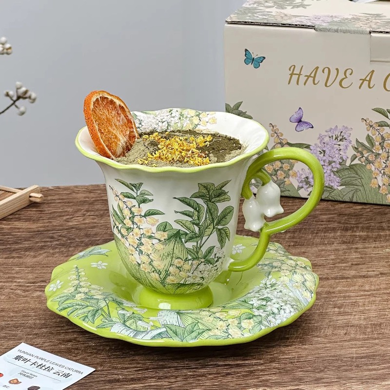 Lily of the valley blooming af - Coffee Tea Set Up recension och pris