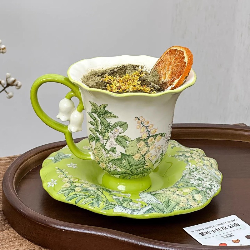 Lily of the valley blooming af - Coffee Tea Set Up recension och pris