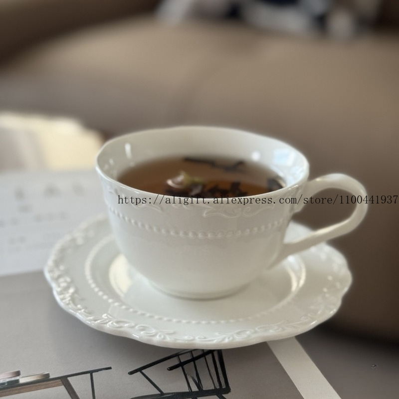 French Light Luxury Embossed F - Coffee Tea Set Up recension och pris
