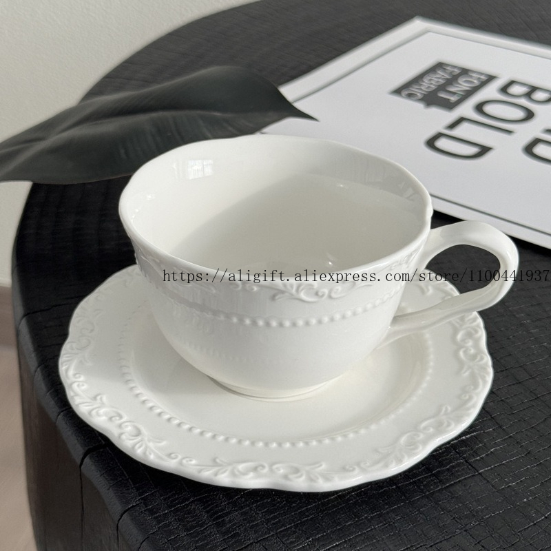 French Light Luxury Embossed F - Coffee Tea Set Up recension och pris