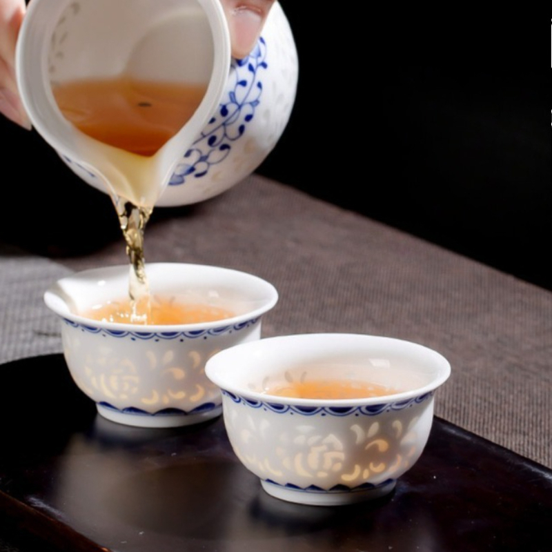 Hand Drawn Blue and White Exqu - Coffee Tea Set Up recension och pris